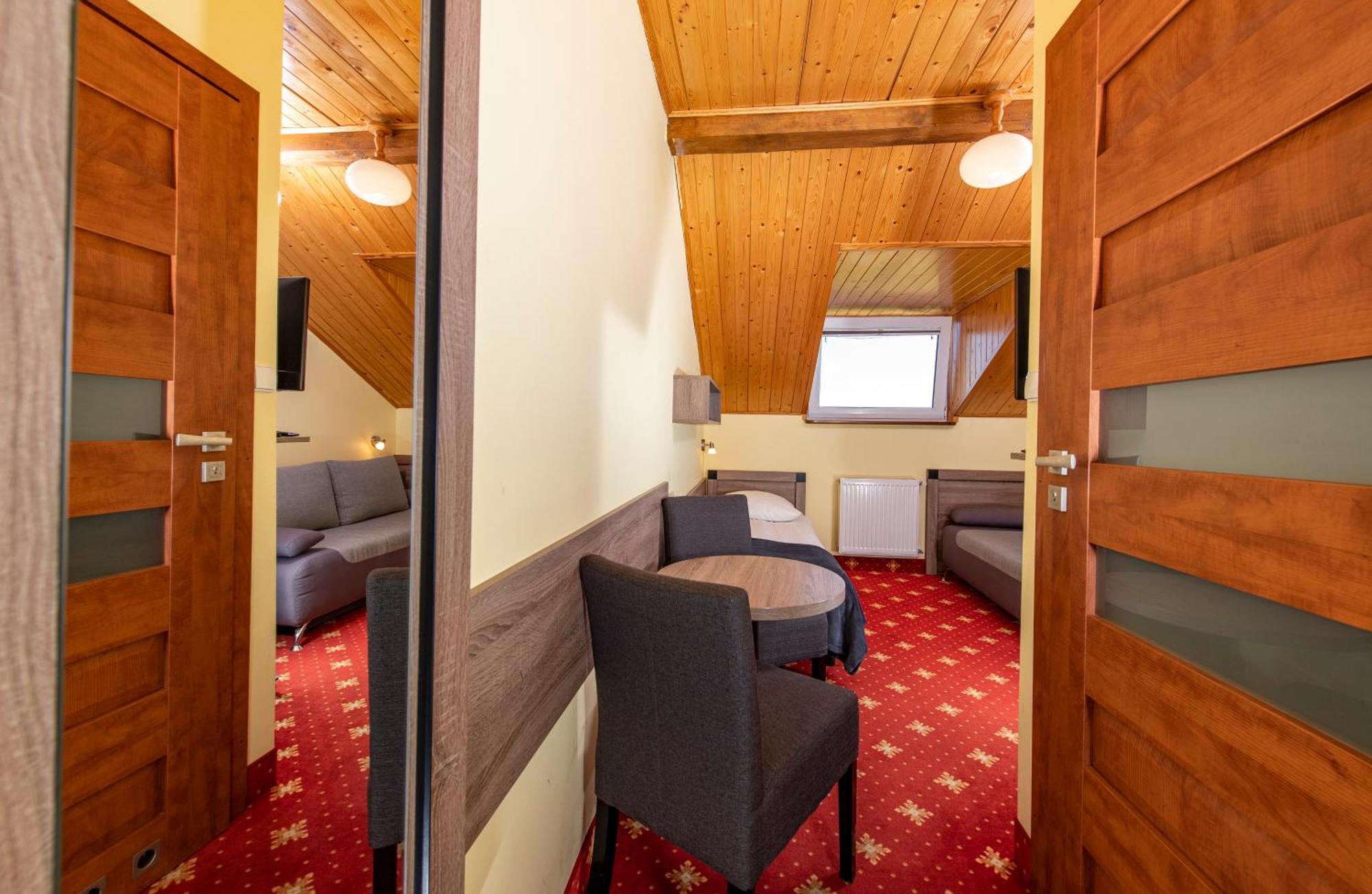 Domki, Apartamenty I Restauracja Wloczega Gaski  Luaran gambar