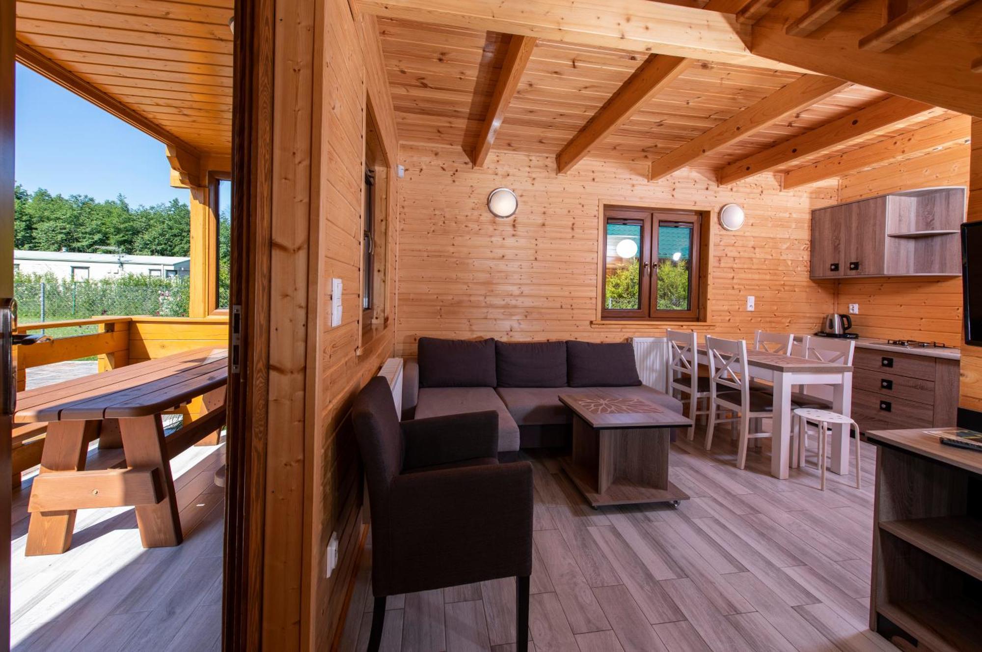 Domki, Apartamenty I Restauracja Wloczega Gaski  Luaran gambar